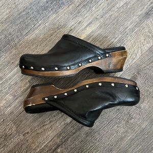 Frye leather clogs